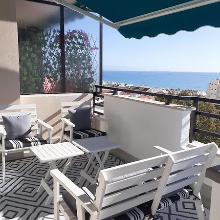 Great Views Terrace Apartment *